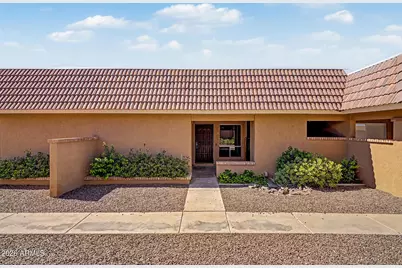 408 W Pontiac Drive #6, Phoenix, AZ 85027 - Photo 1