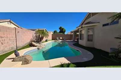 13178 W Banff Lane, Surprise, AZ 85379 - Photo 17