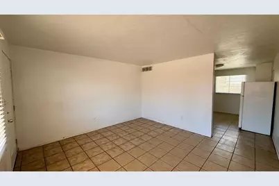 7532 N 21st Avenue #Apt 2, Phoenix, AZ 85021 - Photo 5