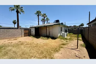 7532 N 21st Avenue #Apt 2, Phoenix, AZ 85021 - Photo 3
