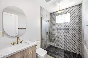 4008 N 34th St, Phoenix, AZ 85018 - Photo 57