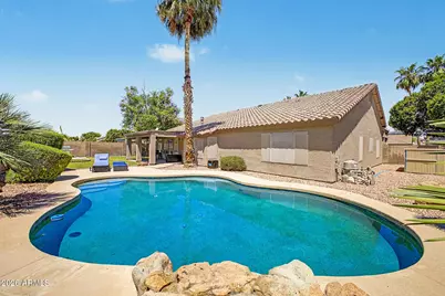 8005 W Caribbean Lane, Peoria, AZ 85381 - Photo 29