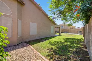 8005 W Caribbean Ln, Peoria, AZ 85381 - Photo 33