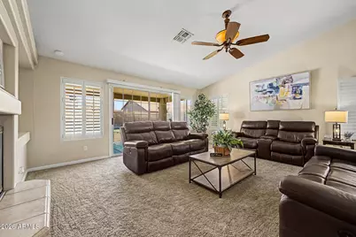 8005 W Caribbean Lane, Peoria, AZ 85381 - Photo 7
