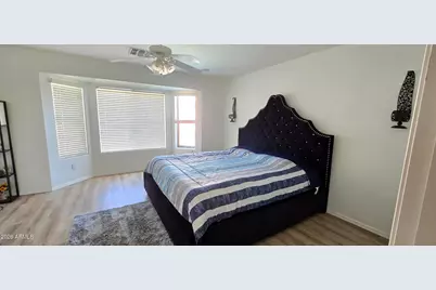 13178 W Banff Lane, Surprise, AZ 85379 - Photo 9