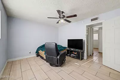 2626 N 71st Avenue, Phoenix, AZ 85035 - Photo 23