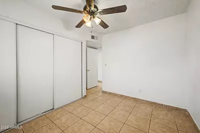 2626 N 71st Avenue, Phoenix, AZ 85035 - Photo 21