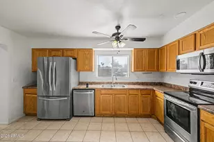 2626 N 71st Ave, Phoenix, AZ 85035 - Photo 11