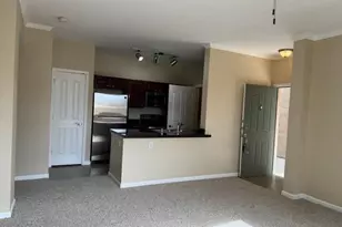 16013 S Desert Foothills Pkwy, Phoenix, AZ 85048 - Photo 11