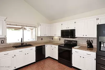 2740 E Brookwood Court, Phoenix, AZ 85048 - Photo 13