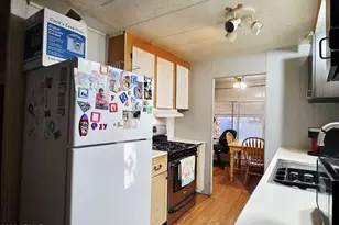 303 E South Mountain Ave, Phoenix, AZ 85042 - Photo 9
