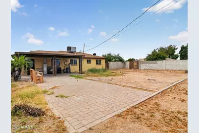 4542 W Fairmount Avenue, Phoenix, AZ 85031 - Photo 15