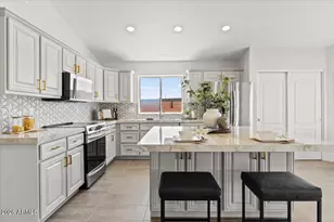 16830 S 42nd St, Phoenix, AZ 85048 - Photo 3