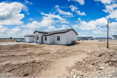 2228 S Hassayampa Road, Tonopah, AZ 85354 - Photo 31
