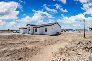 2228 S Hassayampa Rd, Tonopah, AZ 85354 - Photo 31