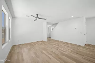 6452 W Ruth Avenue, Glendale, AZ 85302 - Photo 7