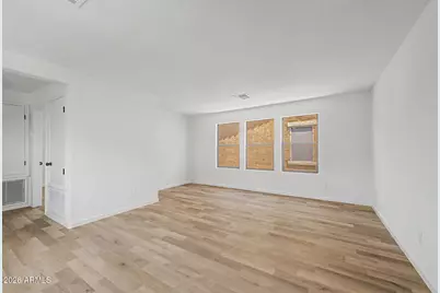 6452 W Ruth Avenue, Glendale, AZ 85302 - Photo 17