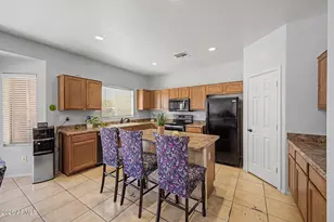 9231 W Raymond St, Tolleson, AZ 85353 - Photo 15