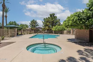 1239 S Emmett Dr, Chandler, AZ 85286 - Photo 25