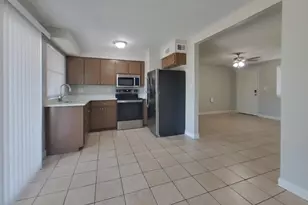 2932 W Caribbean Ln, Phoenix, AZ 85053 - Photo 5