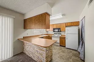 1068 W Santa Cruz Dr, Tempe, AZ 85282 - Photo 3