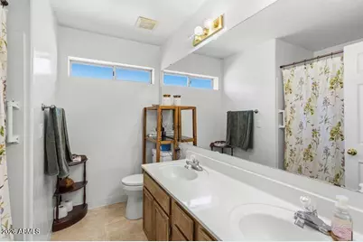 521 N Cobblestone Street, Gilbert, AZ 85234 - Photo 17