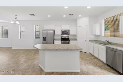 1739 S Desert View Place, Apache Junction, AZ 85120 - Photo 7