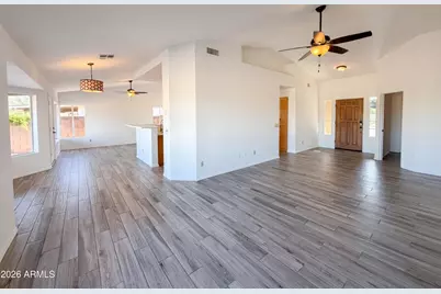 23626 N 45th Avenue, Glendale, AZ 85310 - Photo 3