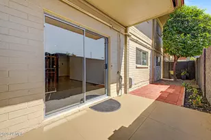 355 E Thomas Rd, Phoenix, AZ 85012 - Photo 15