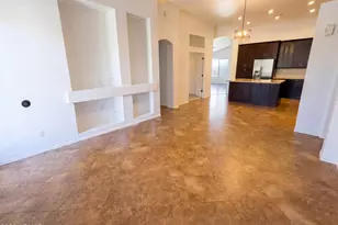 7908 W Deanna Dr, Peoria, AZ 85382 - Photo 11