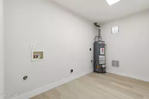 3714 W Echo Ln, Phoenix, AZ 85051 - Photo 27