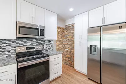 110 W Seldon Lane, Phoenix, AZ 85021 - Photo 15