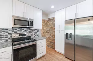 110 W Seldon Ln, Phoenix, AZ 85021 - Photo 15
