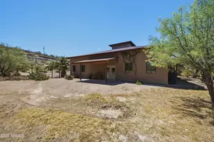 1006 E Angel Basin Rd, Queen Valley, AZ 85118 - Photo 11