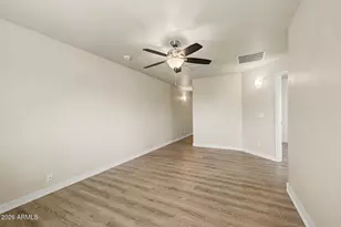 2036 E Heartwood Ln, Phoenix, AZ 85022 - Photo 23