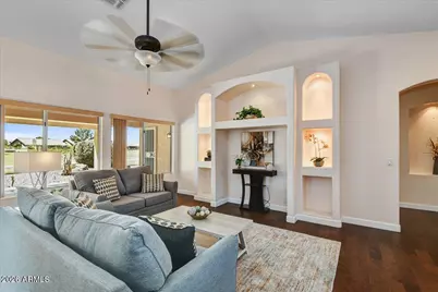 8439 W Kimberly Way, Peoria, AZ 85382 - Photo 3