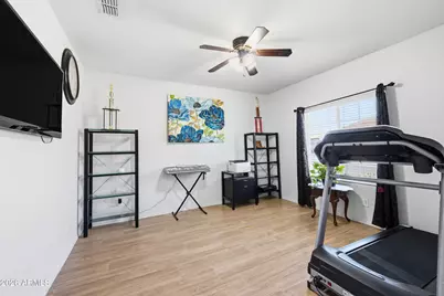 1105 W Spur Drive, Phoenix, AZ 85085 - Photo 9