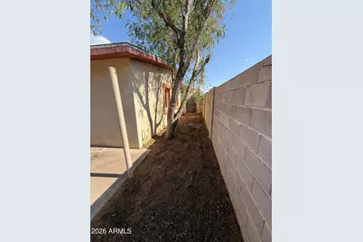 856 E Vine Avenue, Mesa, AZ 85204 - Photo 29