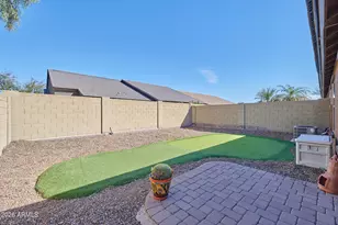2725 E Mine Creek Rd, Phoenix, AZ 85024 - Photo 23