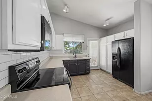 3098 E Stottler Dr, Gilbert, AZ 85296 - Photo 11