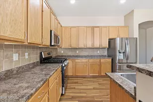 3577 W Naomi Ln, San Tan Valley, AZ 85144 - Photo 11