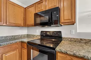 41628 W Hillman Dr, Maricopa, AZ 85138 - Photo 11