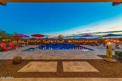 1547 W Quail Track Drive, Phoenix, AZ 85085 - Photo 11