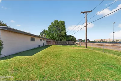 1613 S Farmer Avenue, Tempe, AZ 85281 - Photo 21