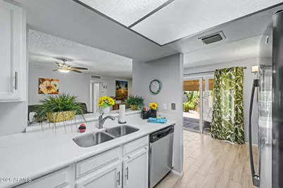 4810 E Koso Court, Phoenix, AZ 85044 - Photo 11