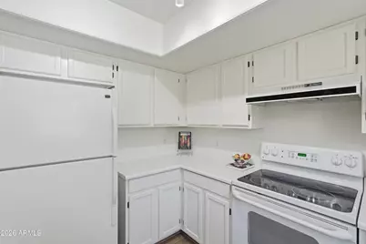 18608 N 4th Drive, Phoenix, AZ 85027 - Photo 11