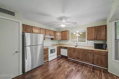 4742 W Escuda Drive, Glendale, AZ 85308 - Photo 11