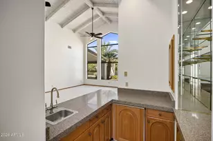 8700 N 58th Pl, Paradise Valley, AZ 85253 - Photo 7