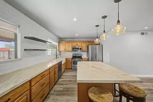4048 E Dahlia Dr, Phoenix, AZ 85032 - Photo 5