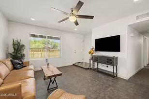 823 E Monte Cristo Ave, Phoenix, AZ 85022 - Photo 7
